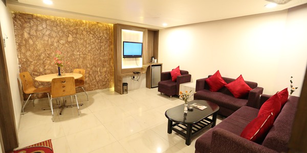 luxury hotel in bhopal